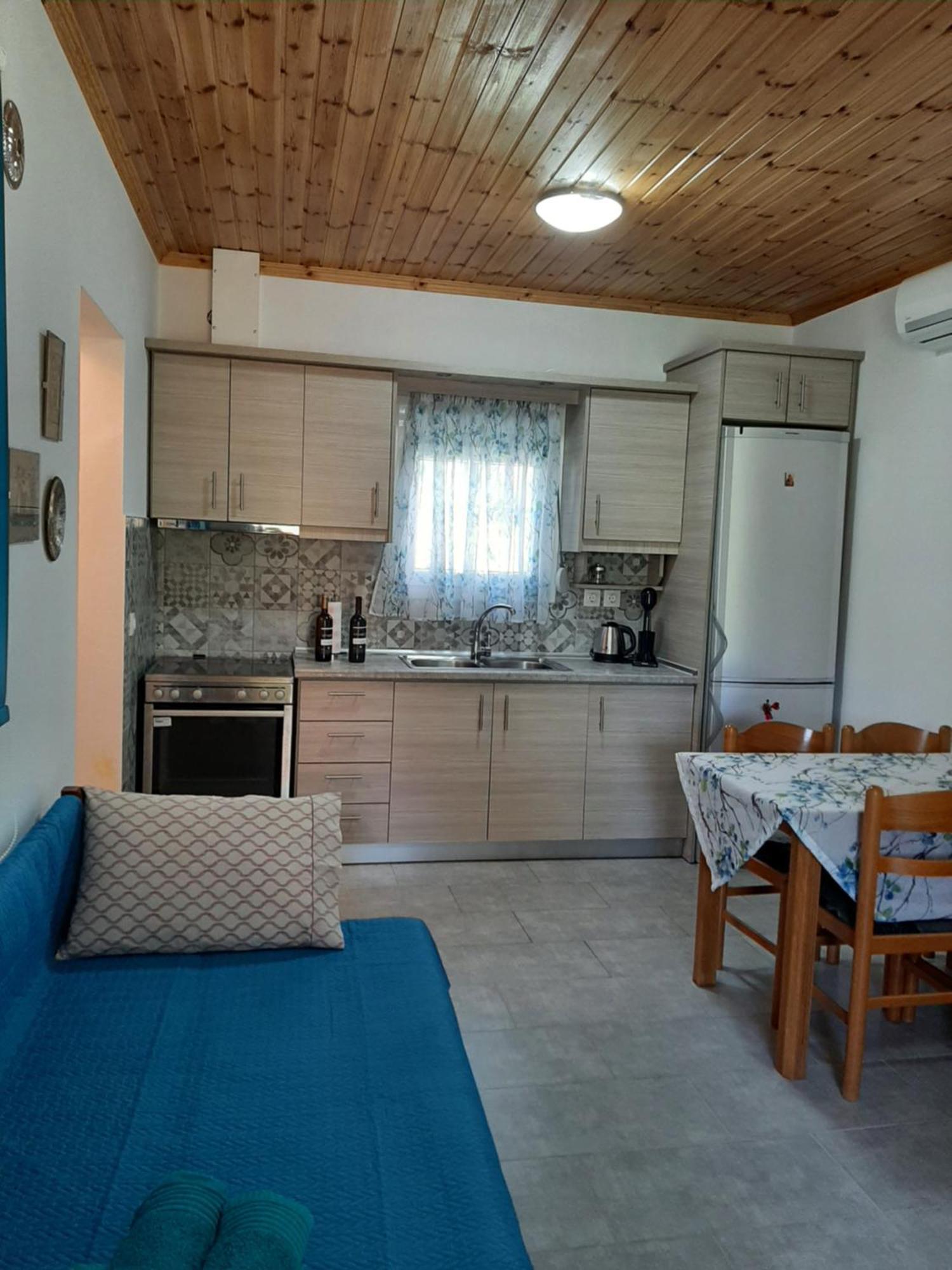 Ferienwohnung Ktima Mimoza Sykia Zimmer foto